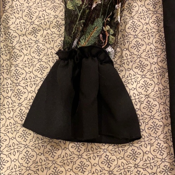 Dress - Picture 2 of 4